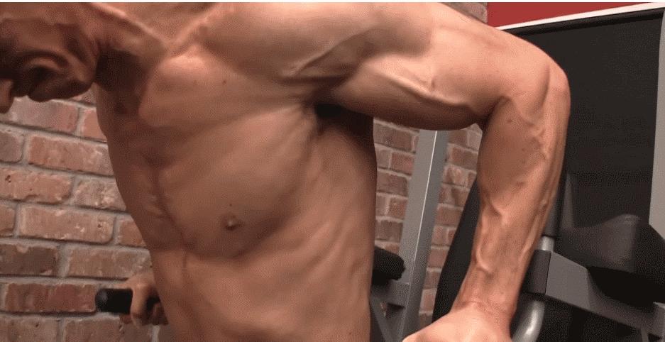 胸肌外侧薄弱怎么锻炼,外侧胸肌怎么练龙门架