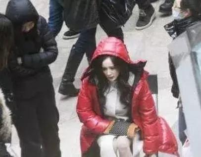 秋瓷炫告诉老公自己怀孕了的视频两人都笑哭了！女星孕相原来都……