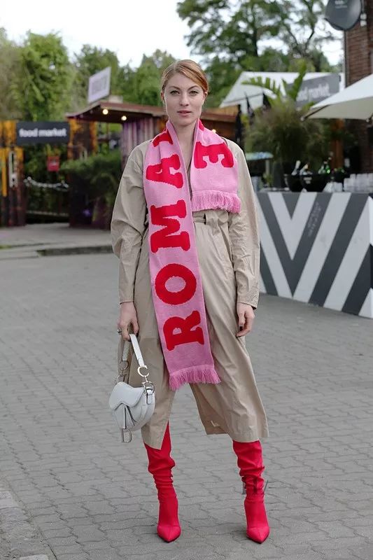 秋冬长筒靴潮搭技巧,秋冬靴子怎么挑