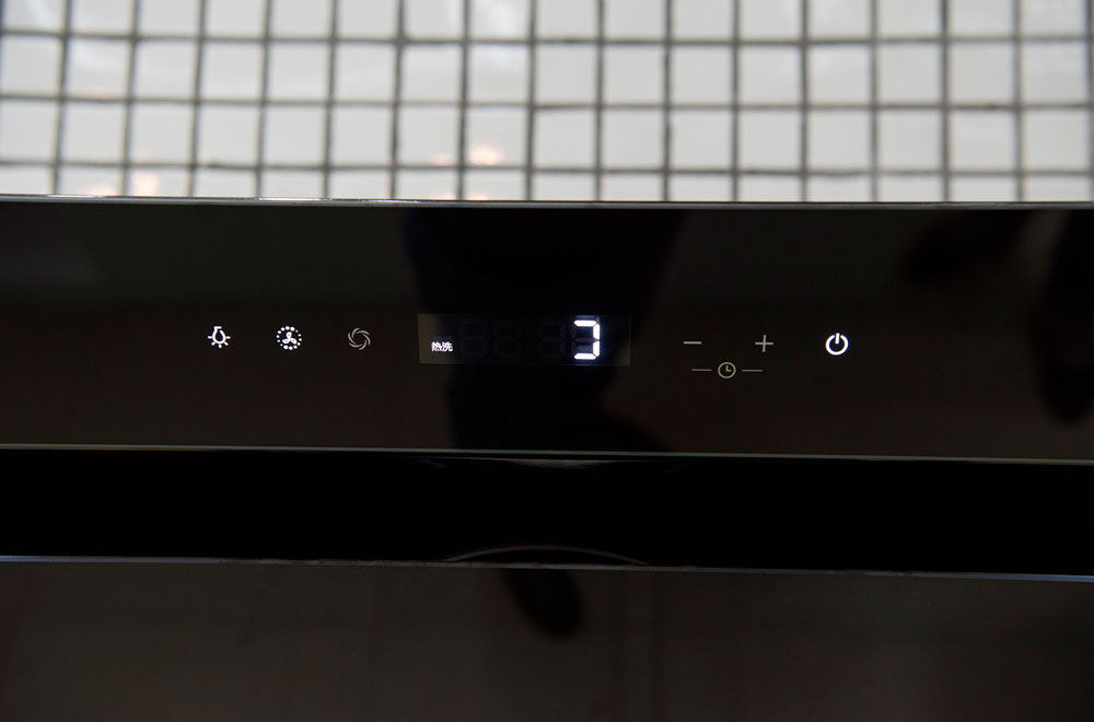 怎样买油烟机才不花冤枉钱,油烟机买哪种不踩坑