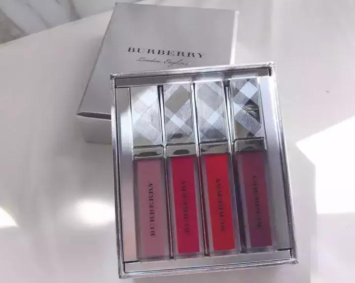 晒男友送的口红,晒男朋友的口红