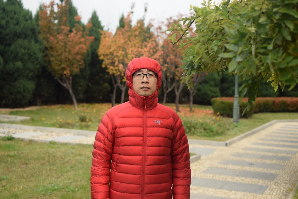 羽绒服500块贵不贵,价格在500元左右的羽绒服