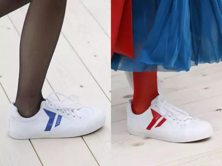 杨幂花近20万买3只爱马仕,杨幂卖洞洞鞋