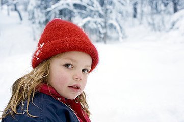 冬天红脸蛋怎么改善,冬天总是红脸蛋怎么解决