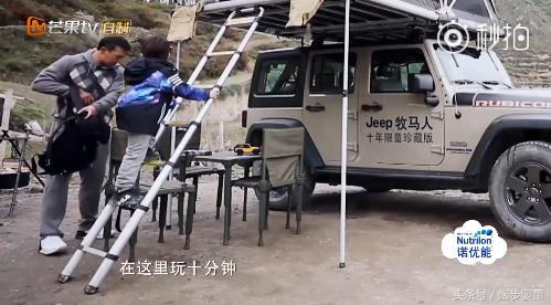 爸爸5jasper小泡芙,刘畊宏女儿泡芙和嗯哼陈小春