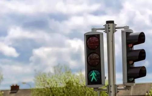 今日干货：吉姆西或成首家“骗补”企业