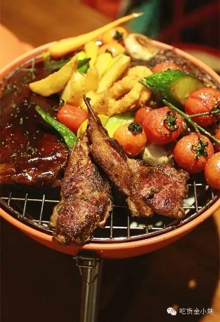 纸牌屋烤肋排店真实地址,纸牌屋烤肋排画面