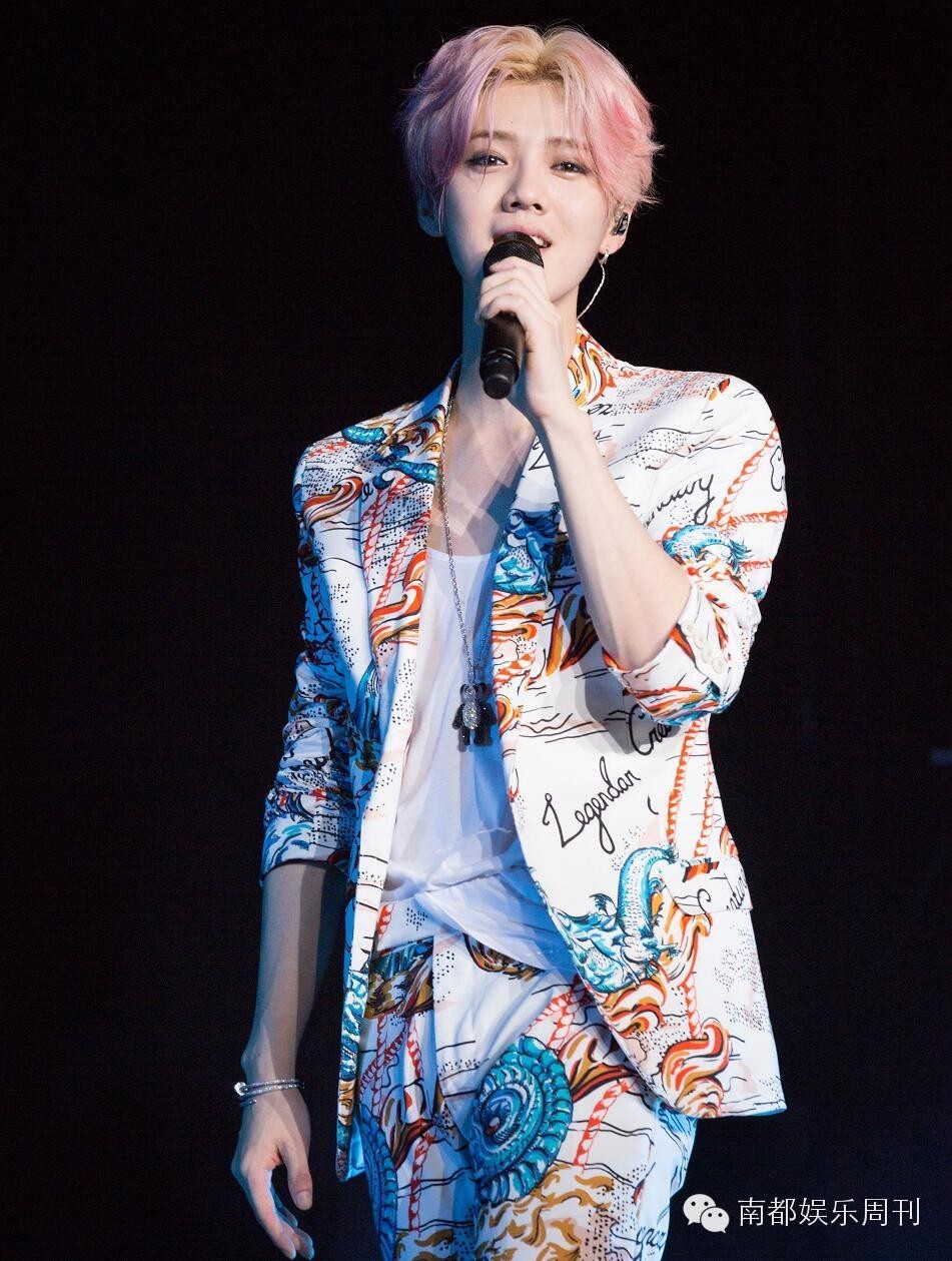 鹿晗咖喱鸡演唱会,鹿晗演唱会几点