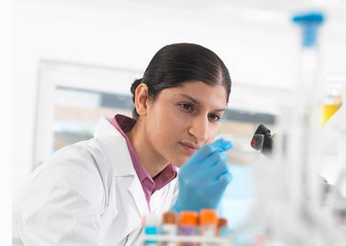 经期哪些药不能用,女性经期千万别碰这十种食物