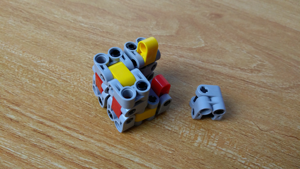 用乐高积木拼指尖陀螺,小米指尖积木新花样