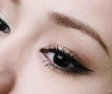 眼部化妆的正确步骤初学者单眼皮,眼部化妆的正确步骤初学者