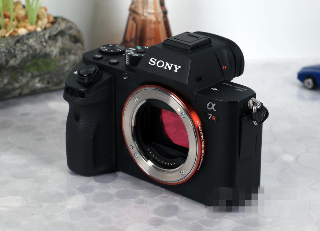 目前价格最合适的全画幅微单,万元以下入门全画幅性价比微单