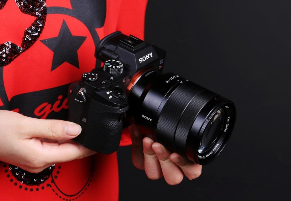 目前价格最合适的全画幅微单,万元以下入门全画幅性价比微单