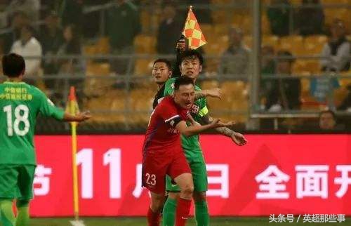 2017年中国足球赛场20大罚单，原因五花八门女足也*力暴**！