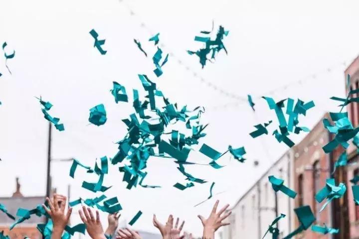 马尔斯绿是最受欢迎的颜色,今年流行什么颜色马尔斯绿