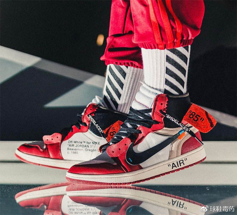 袜子老滑到鞋底怎么办,鞋子不穿袜子鞋底粘脚