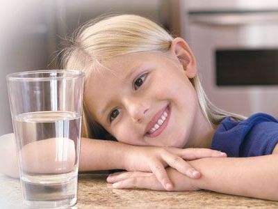 尿路感染突然尿血疼痛一直想拉尿,尿快尿完了感觉疼痛是尿路感染吗