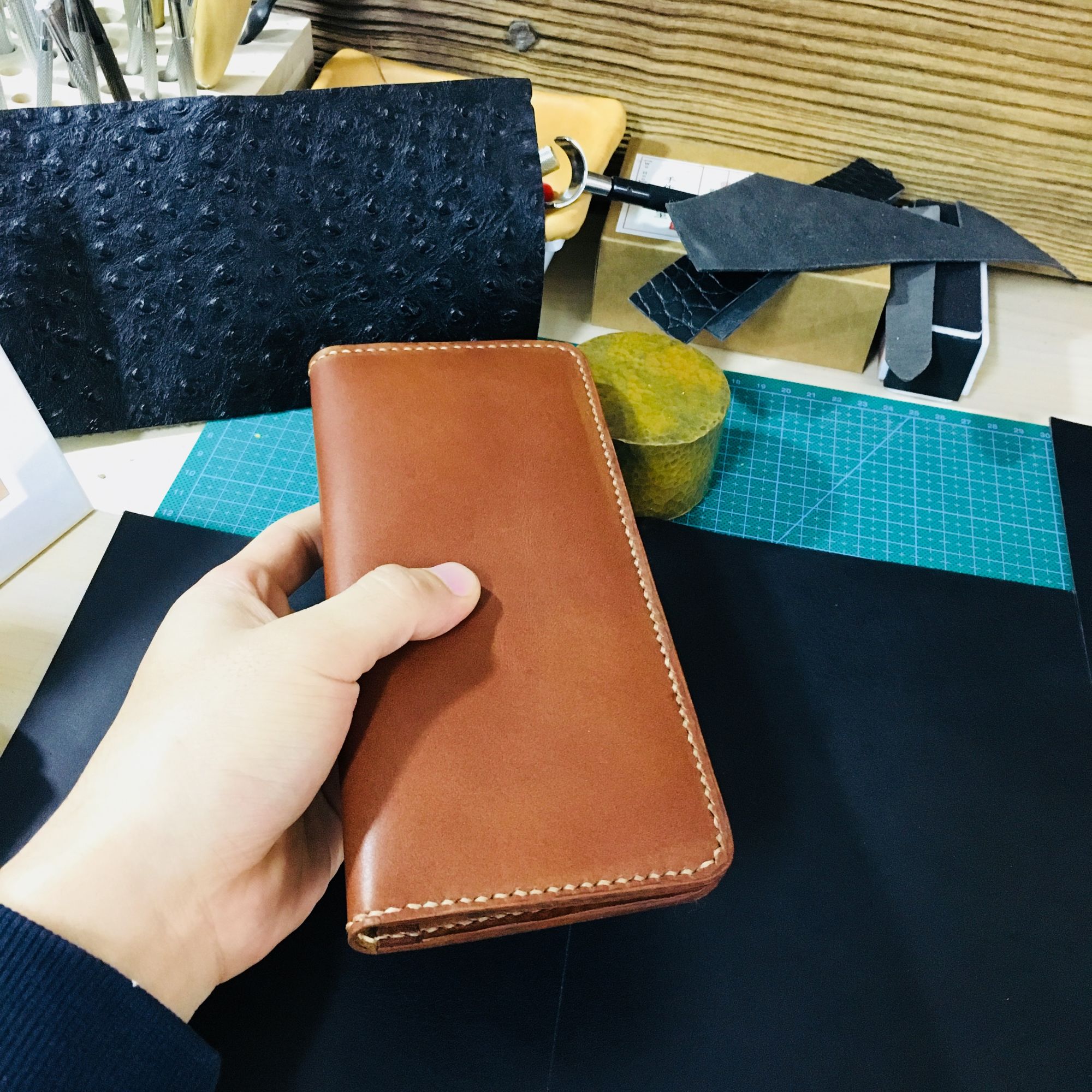 braunbuffel鳄鱼皮男士钱包,hermes爱马仕男士鳄鱼皮钱包