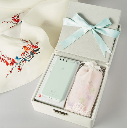 倾国倾城之作！兰玉婚纱级版华为P10Plus256G兰玉套装，售价6688