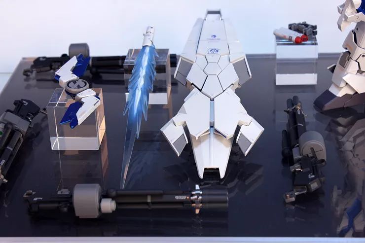 佳作高达独角兽,佳作设计