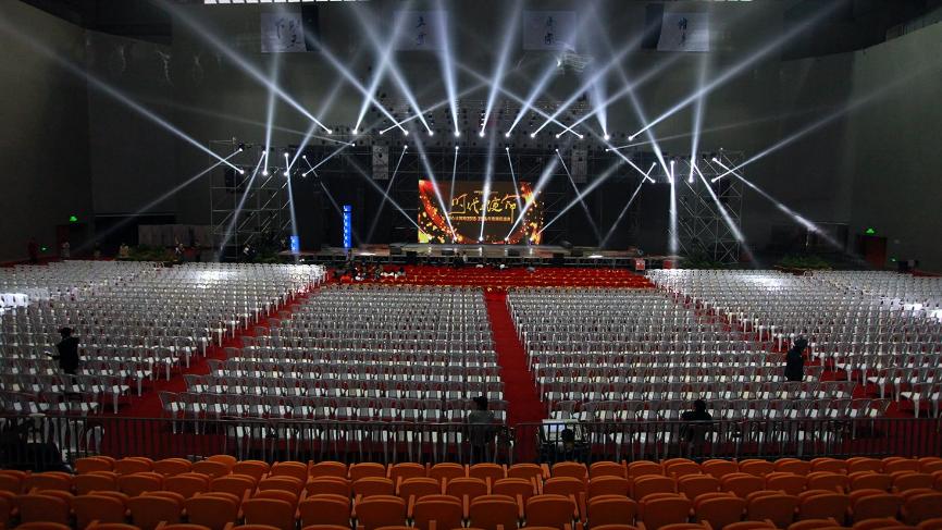 hr年会上台分享建议,hr如何组织年度总结会议