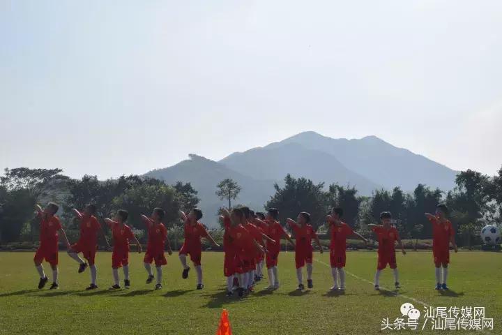 德成中英文学校第二届“德成杯”正式开赛