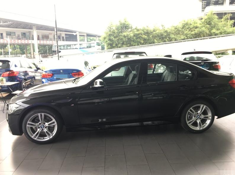 宝马320i2.0l油耗10个油耗高不高,18款宝马320i怎么样