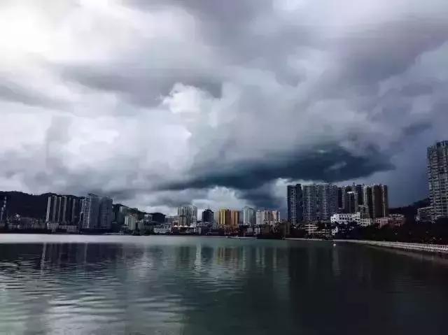 大红河60岁啦！这里到底有多美？跟着13县市的方队一起来看看