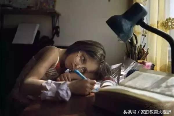 孩子磨蹭拖拉家长应该怎么做,家庭教育之孩子老是磨蹭该怎么办