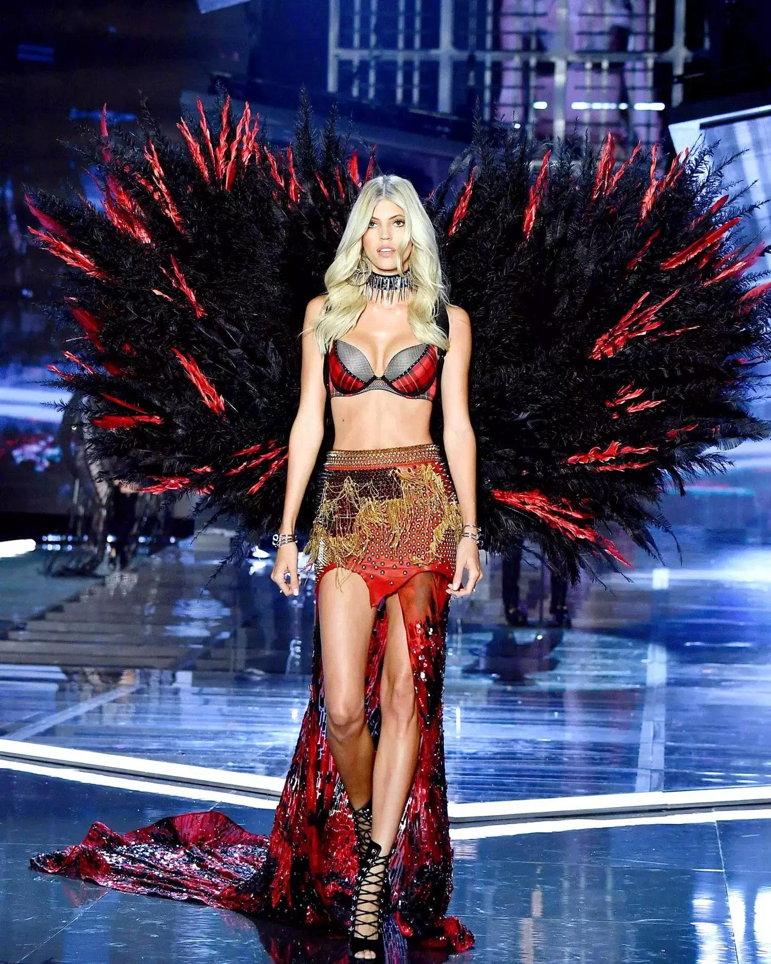 经典维密大秀,2017年维密大秀精彩集锦