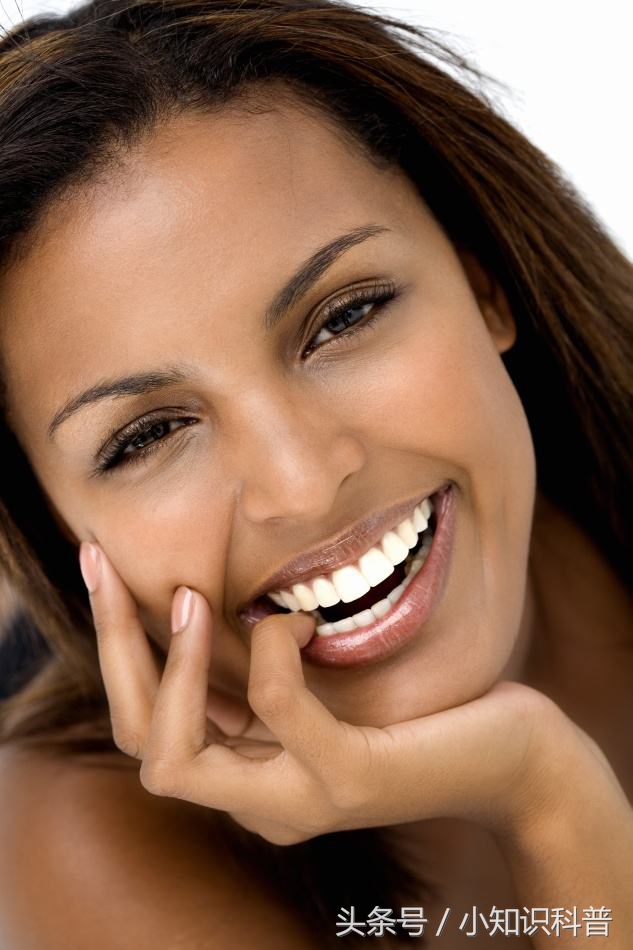 牙齿黄用什么方法美白,四环素牙齿美白最好的方法