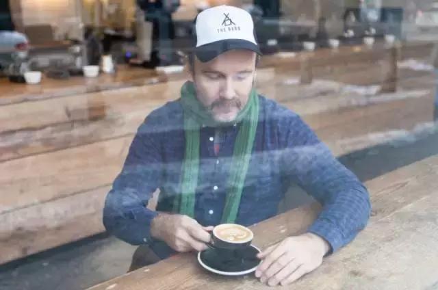 凡仕｜在一家倔脾气的咖啡店，点一杯纯粹主义的咖啡