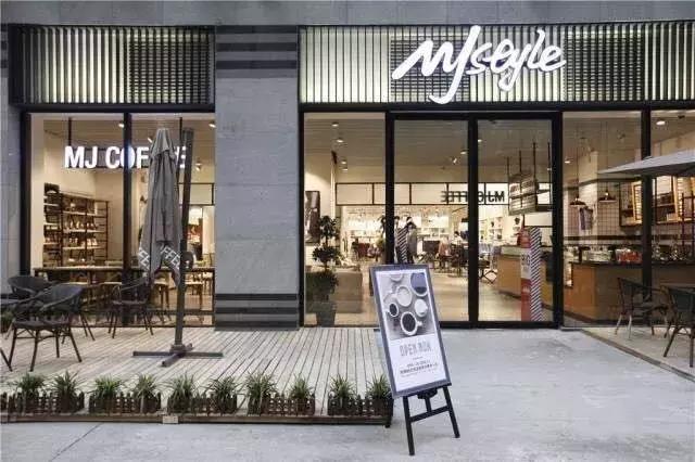 比较适合年轻人的小众女装品牌,复古高街女装品牌有哪些