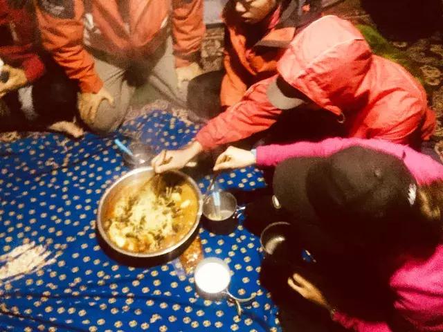 乌孙古道天堂湖在琼库什台吗,乌孙古道天堂湖到黑英山多远