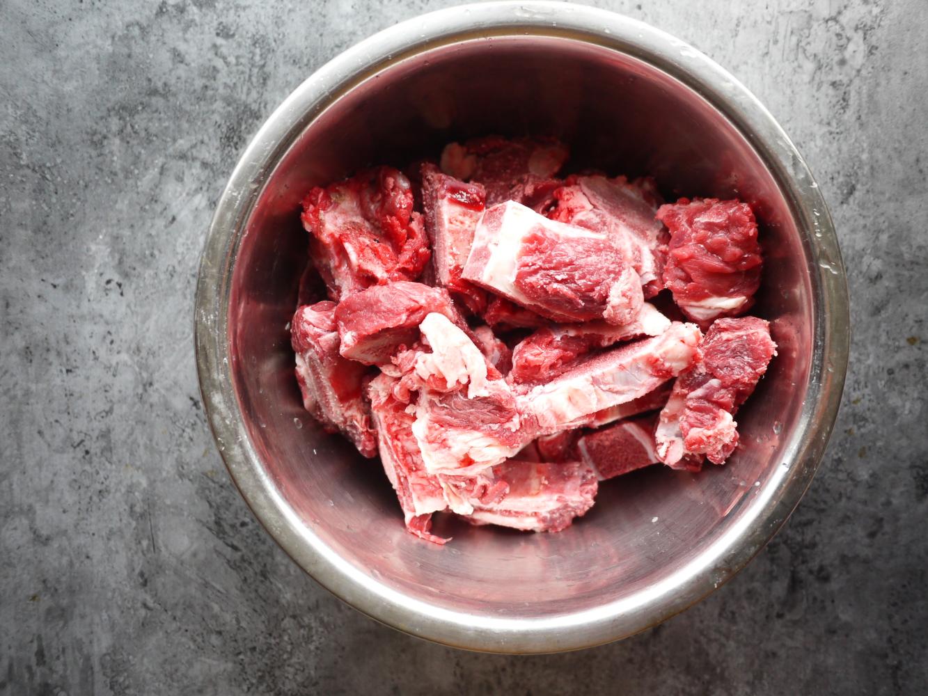 天冷吃一顿热乎乎的牛排火锅,天冷吃一顿热乎乎的牛排