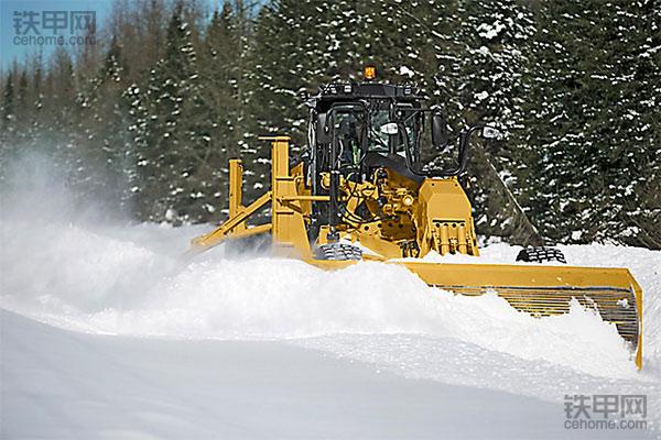 国外发达的除雪机械有哪些,美国除雪工具种类