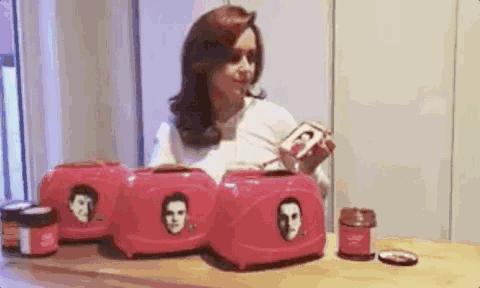 让最大牌的冰球明星陪你吃一辈子的早餐