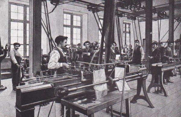 西甲蓝军是哪队,西甲球队有多少个