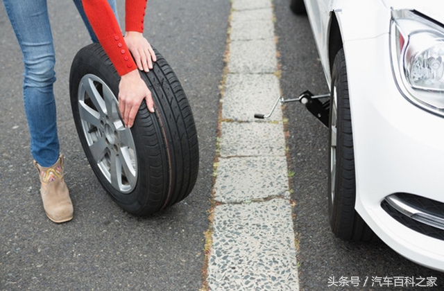 拧紧轮胎螺丝顺序,轮胎锁紧螺丝一般扭力多少