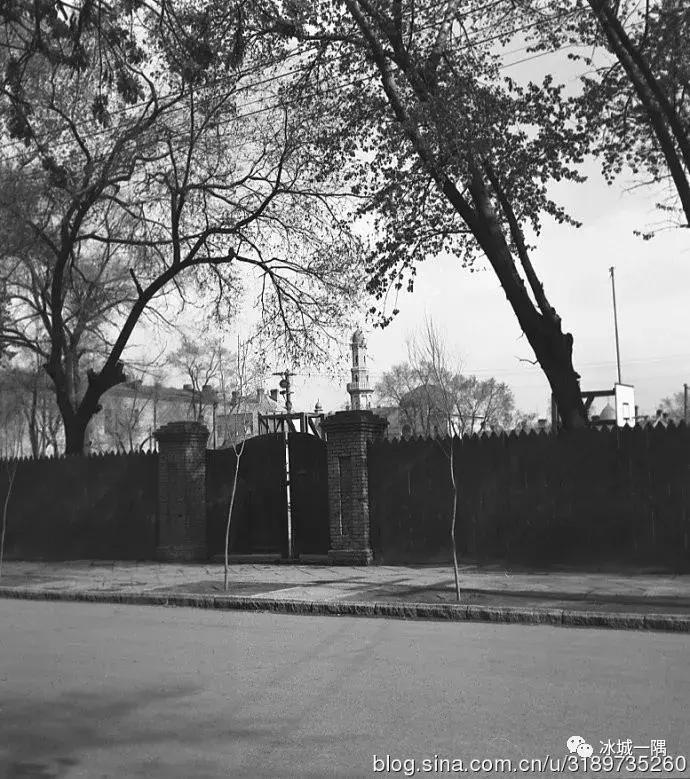 蓦然回首那人却在灯火阑珊处,蓦然回首你已不在灯火阑珊处