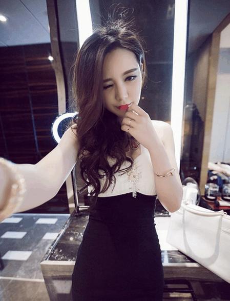 破洞牛仔裤被奶奶修补,破洞牛仔裤被奶奶缝补