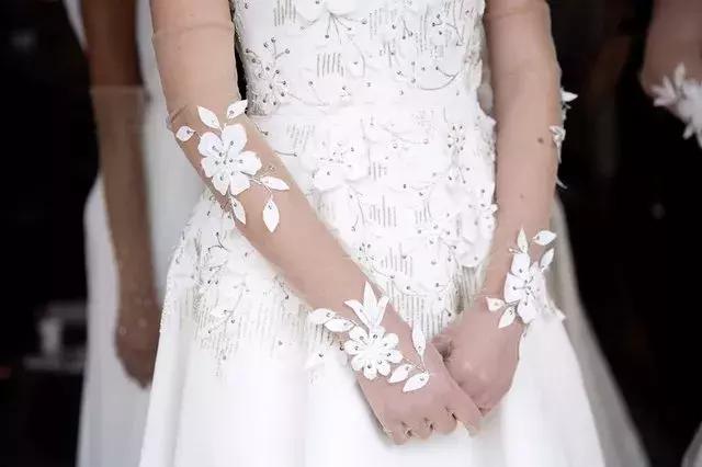 看了近50篇冬季备婚攻略，发现还没有她的话一半实诚！