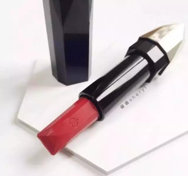 akfm系列哪支口红最好看,第一次买口红买几支