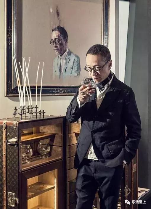 张国荣*用御**、为baby婚礼作设计的时尚教父，倾力做了一支杀手口红