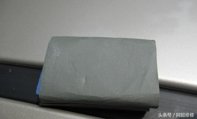 汽车小刮小蹭教你分分钟修复神技,汽车小刮痕处理妙招新手开车怕刮