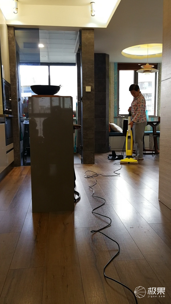 清理地板最快最有效的方法,清洁地板小妙招家用