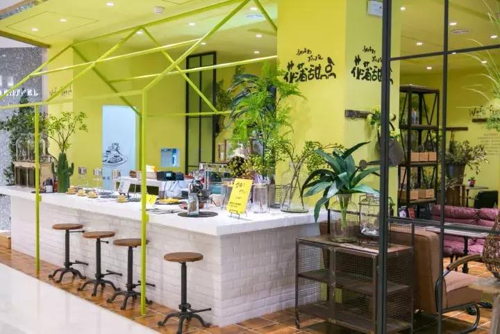 纪梵希37丝绒限定,甜品界品牌