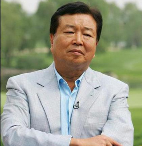 红牛之父怎么成功的,严彬红牛之父图片