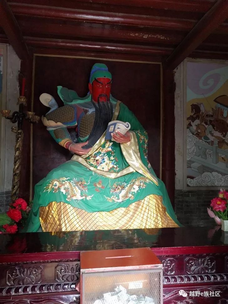 从瑞丽去畹町的路上,去畹町的路上