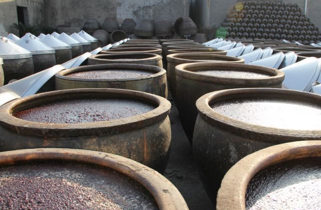 舌尖上的中国酱油作坊晒酱油,五款无添加老字号古法酿造酱油